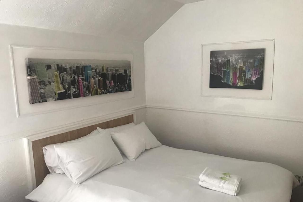 Oyo Maggie Jones Guest House Cardiff Zewnętrze zdjęcie